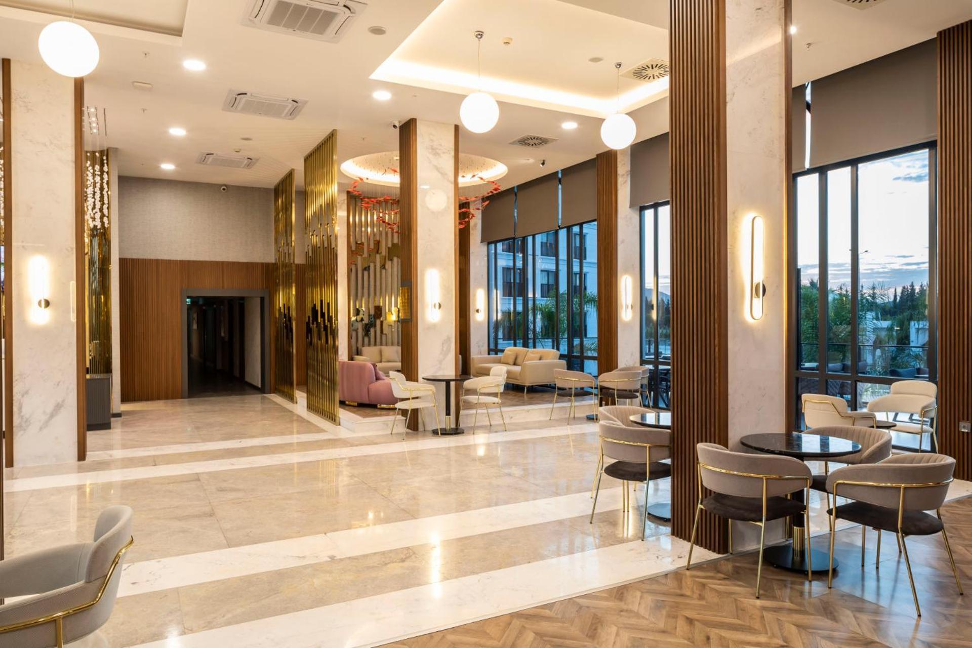 Ramada By Wyndham ダラマン エクステリア 写真